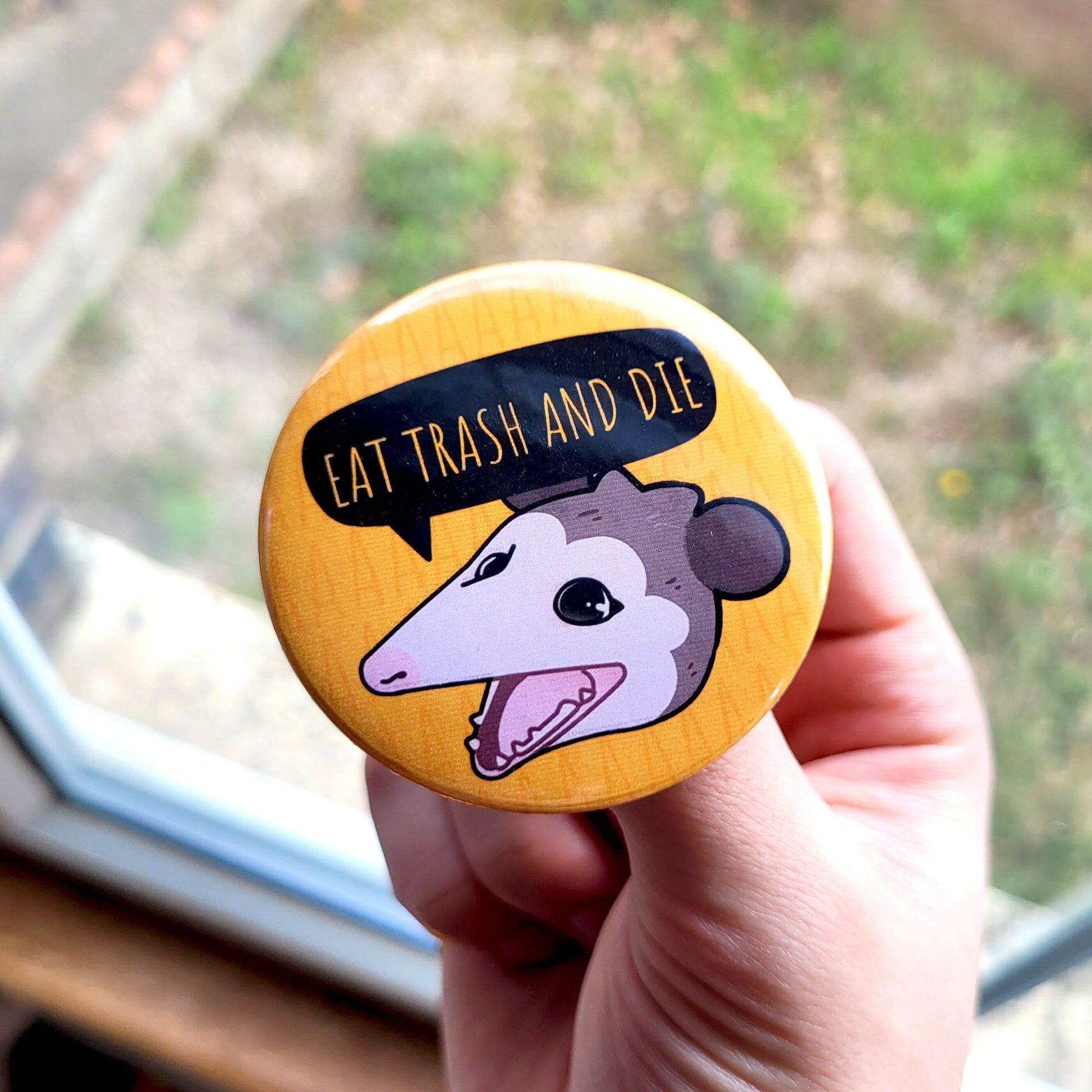 Screaming Opossum Badge! / Possum Marsupial Button Pin for Backpacks, Lanyards, Jackets