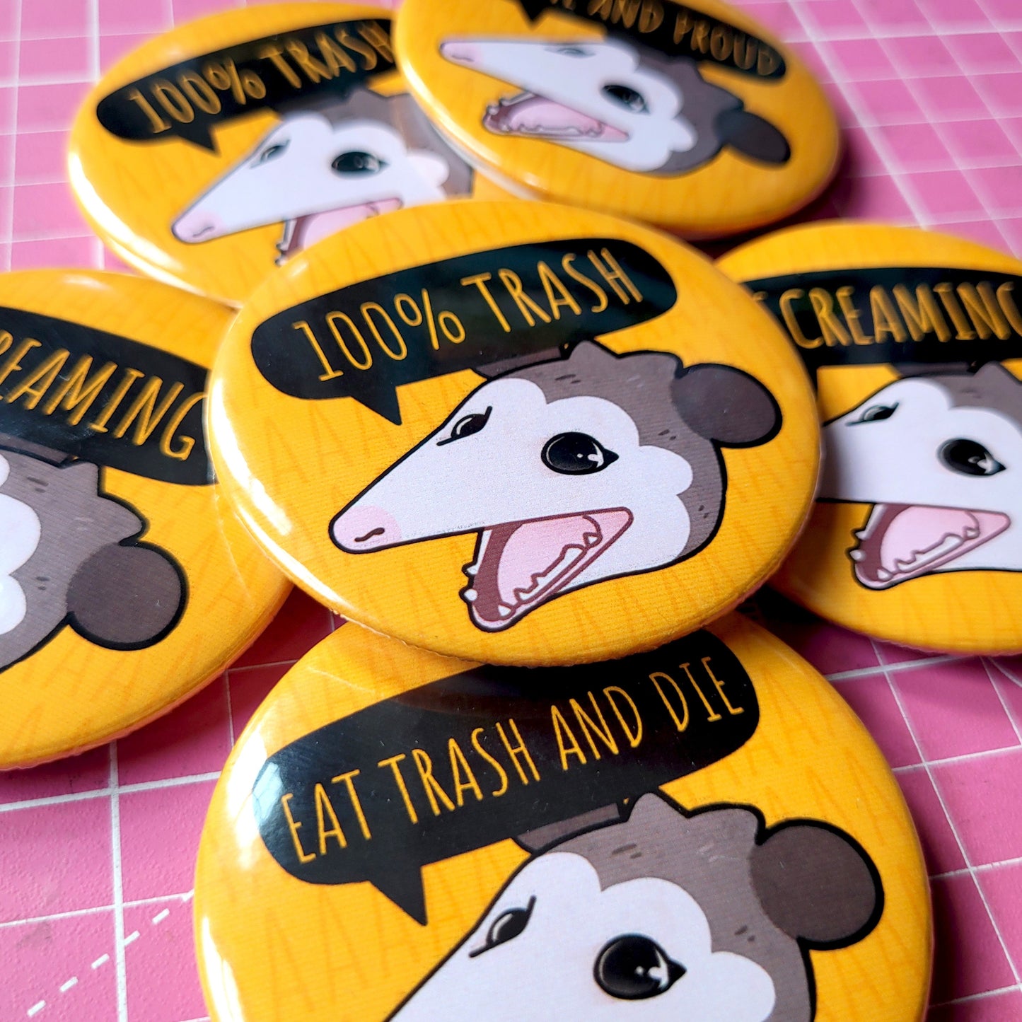 Screaming Opossum Badge! / Possum Marsupial Button Pin for Backpacks, Lanyards, Jackets